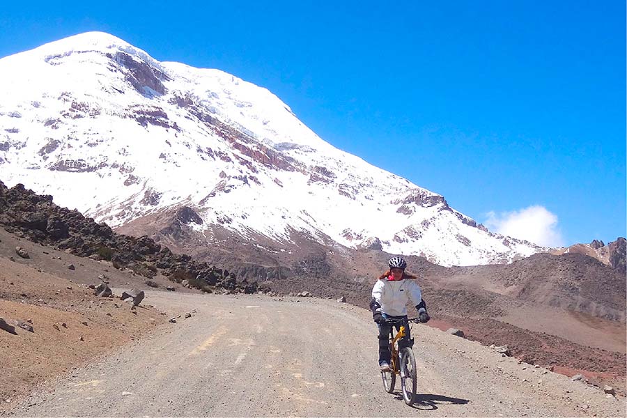 Cycling at the Chimborazo Volcano - To 5 Andes destination